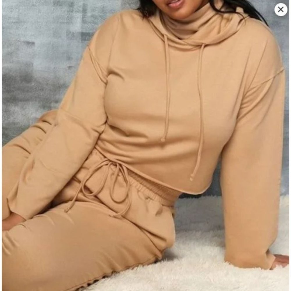 Eloquii Cropped Hoodie Sweatshirt Long Sleeves Raw Hem Tan 18/20 NWT